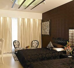 Zuri Room Double - King Bed